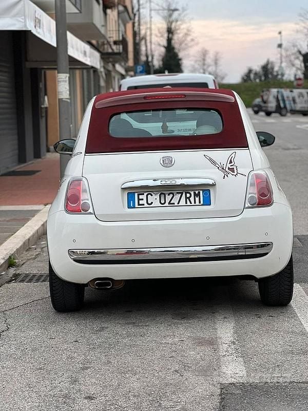 Usata Fiat 500 75 CV (55 kW) 2010 Bianco Cabrio