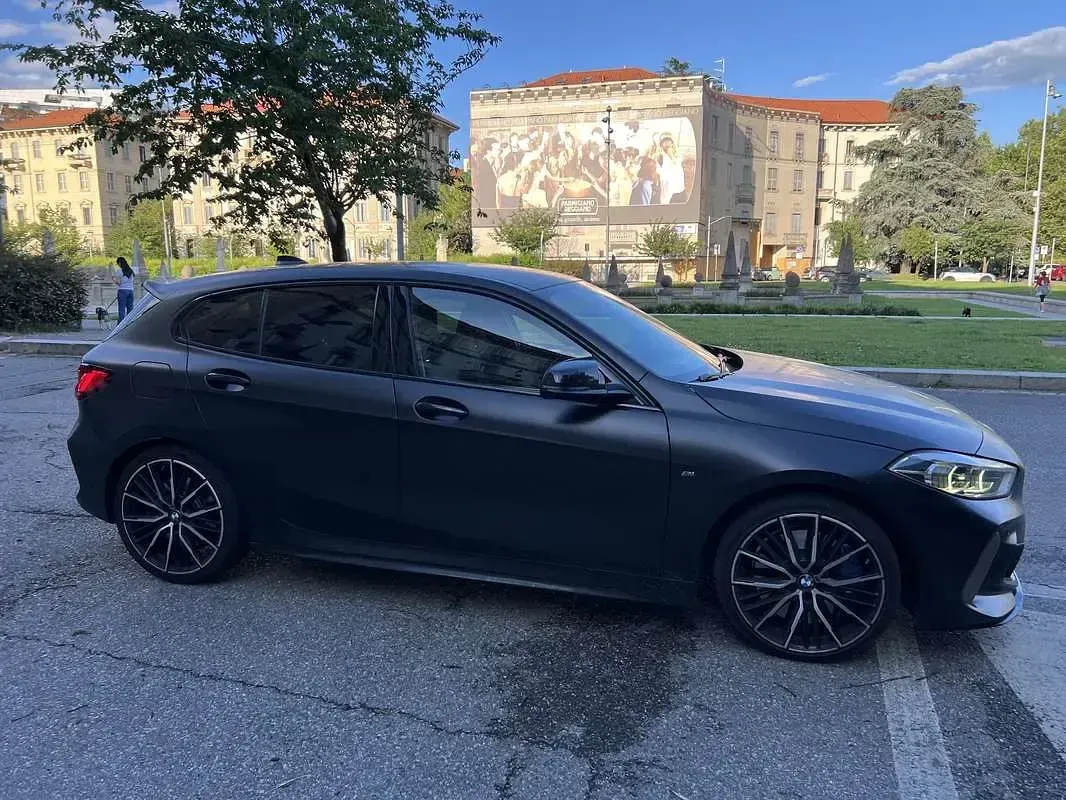 Usata BMW M135 306 CV (225 kW) 2020 Nero Utilitaria