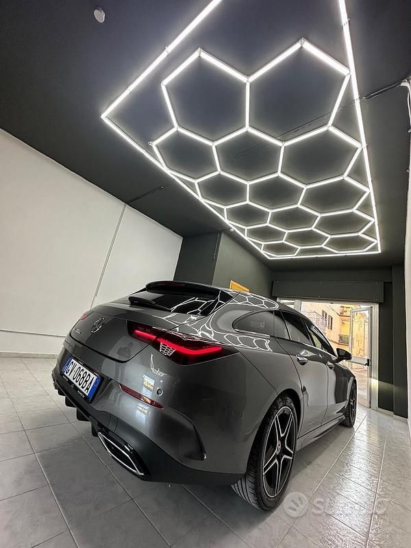 Usata Mercedes CLA200 Shooting Brake Executive 150 CV (110 kW) 2024 Grigio Station wagon