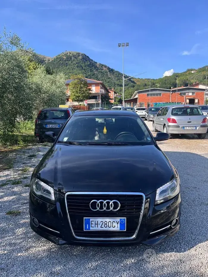 Usata Audi A3 S-Line 105 CV (77 kW) 2011 Nero Utilitaria