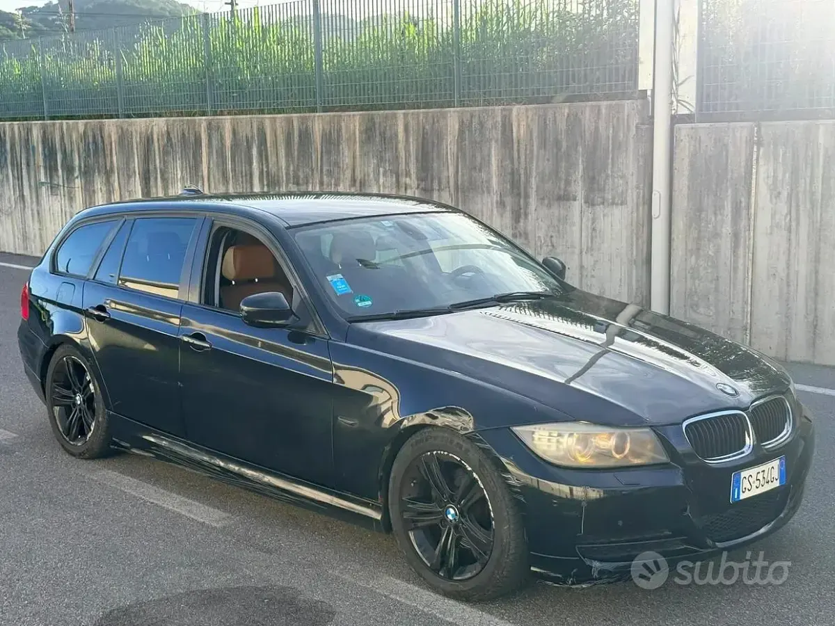 Usata BMW 316 116 CV (85 kW) 2010 Nero Station wagon