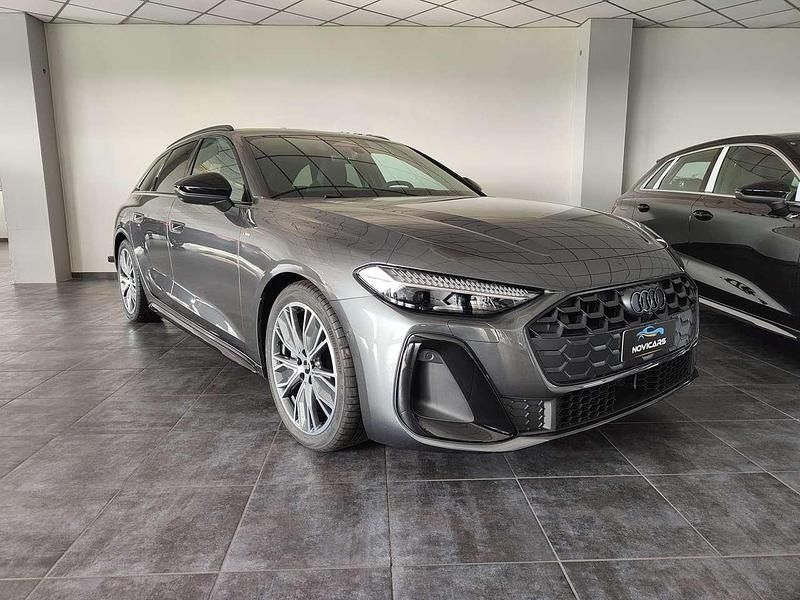 Nuova Audi A5 S-Line 204 CV (150 kW) 2025 Grigio daytona Coupé