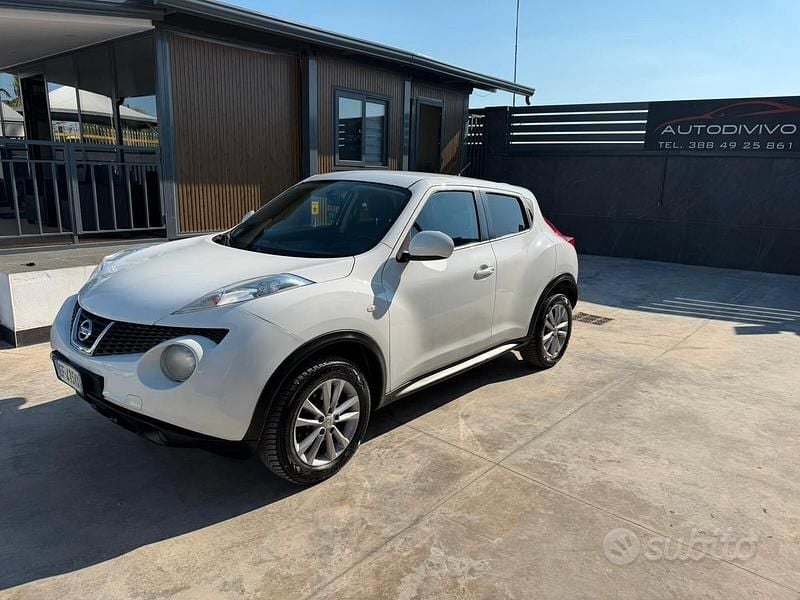 Usata Nissan Juke Acenta 110 CV (80 kW) 2011 Bianco SUV