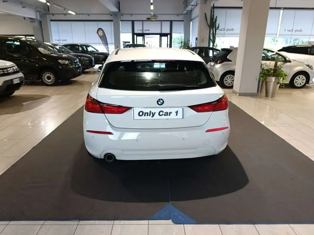 Usata BMW 116 116 CV (85 kW) 2020 Bianco Utilitaria