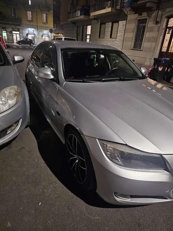 Usata BMW 320 177 CV (130 kW) 2009 Berlina