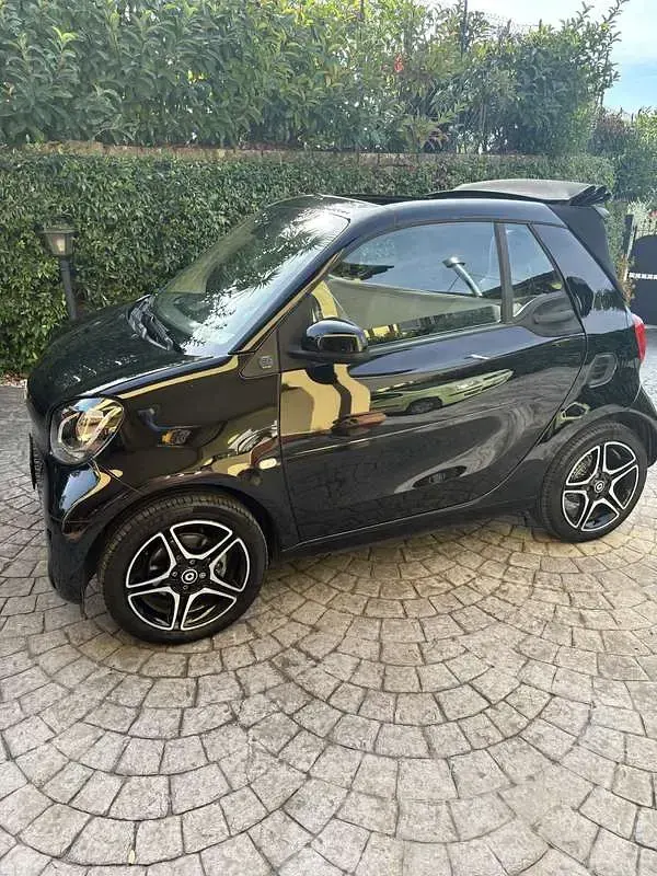 Usata Smart ForTwo Electric Drive Passion 41 kW (56 CV) 2022 Cabrio