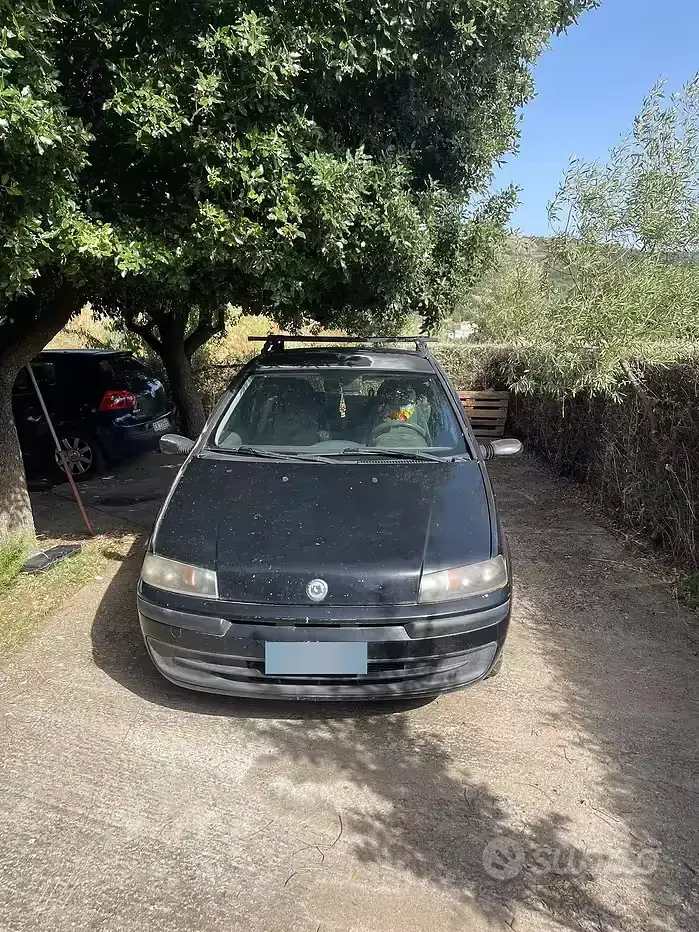 Usata Fiat Punto 60 CV (44 kW) 2001 Nero Utilitaria