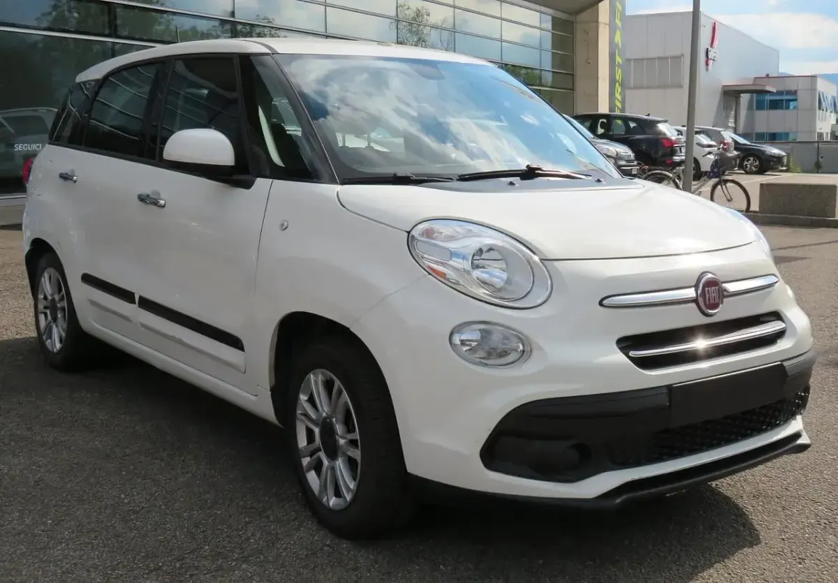 Usata Fiat 500L Lounge 95 CV (69 kW) 2018 Bianco Monovolume