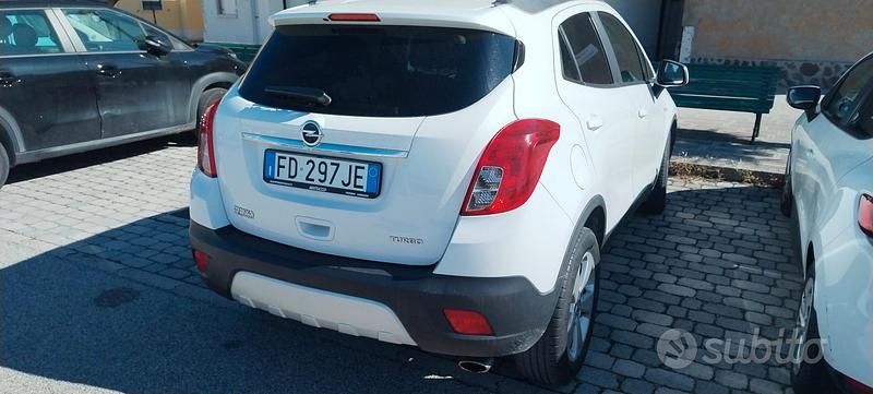 Usata Opel Mokka 140 CV (102 kW) 2016 Bianco SUV