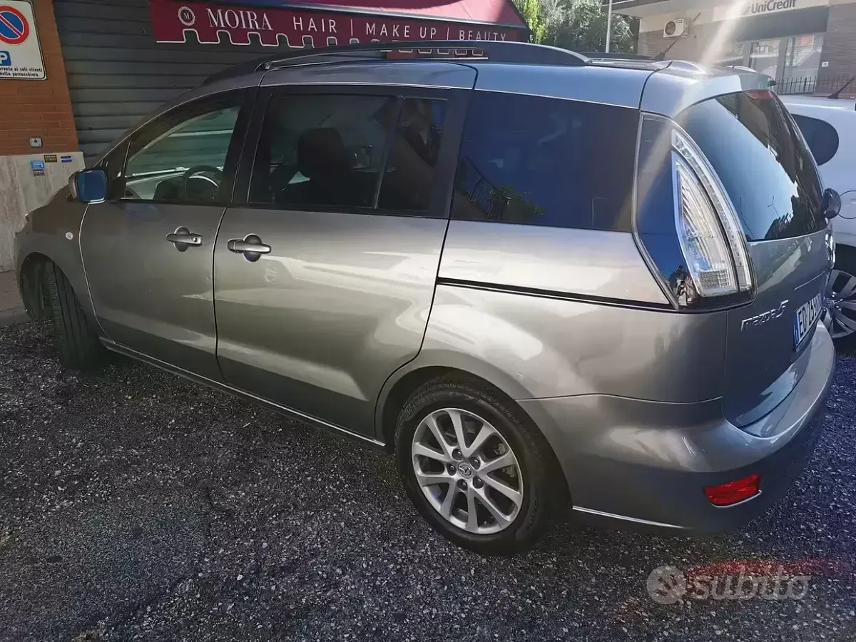 Usata Mazda 5 Style 110 CV (80 kW) 2010 Grigio Monovolume