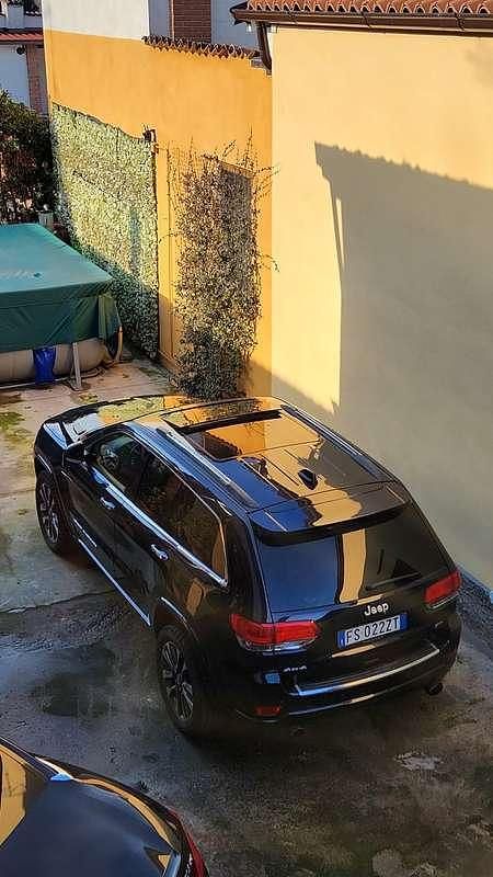 Usata Jeep Grand Cherokee Overland 250 CV (183 kW) 2018 SUV