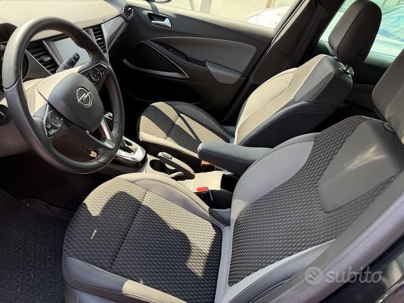 Usata Opel Crossland X Innovation 120 CV (88 kW) 2019 Nero SUV