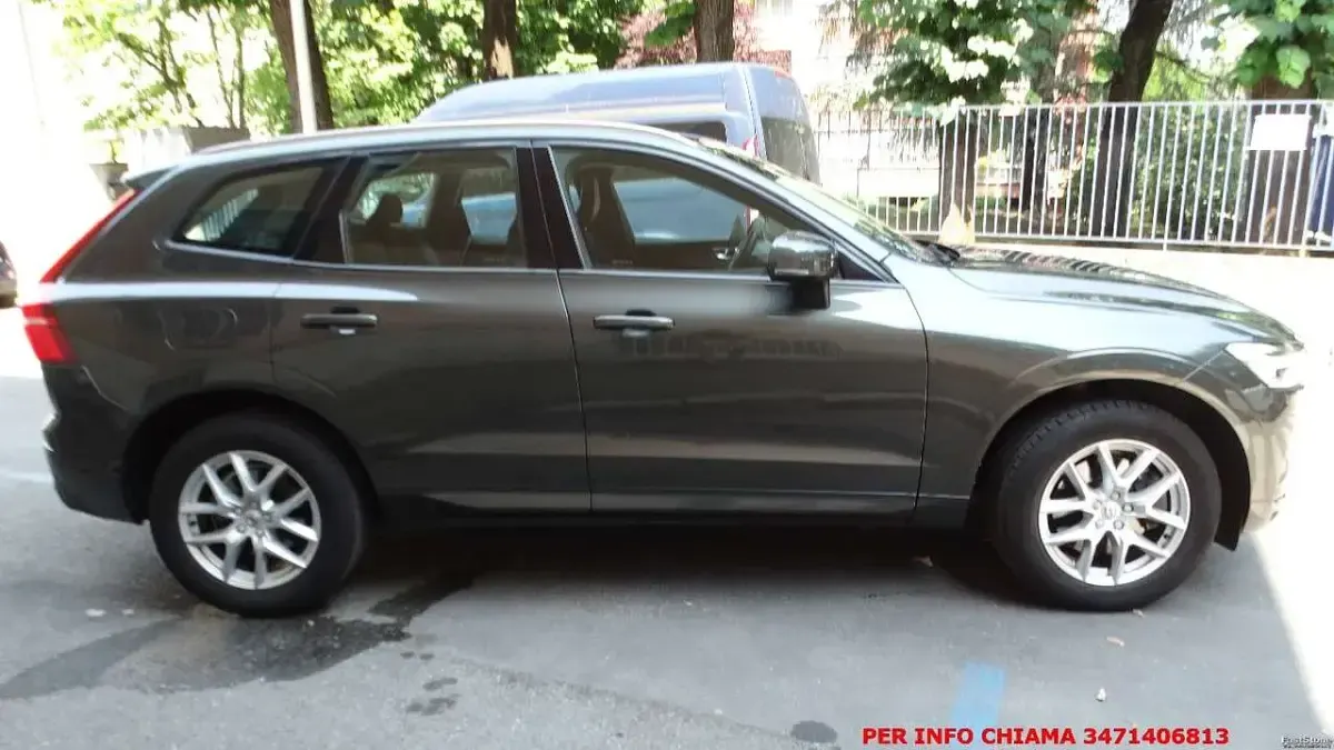 Usata Volvo XC60 Business Edition 190 CV (139 kW) 2019 Verde SUV