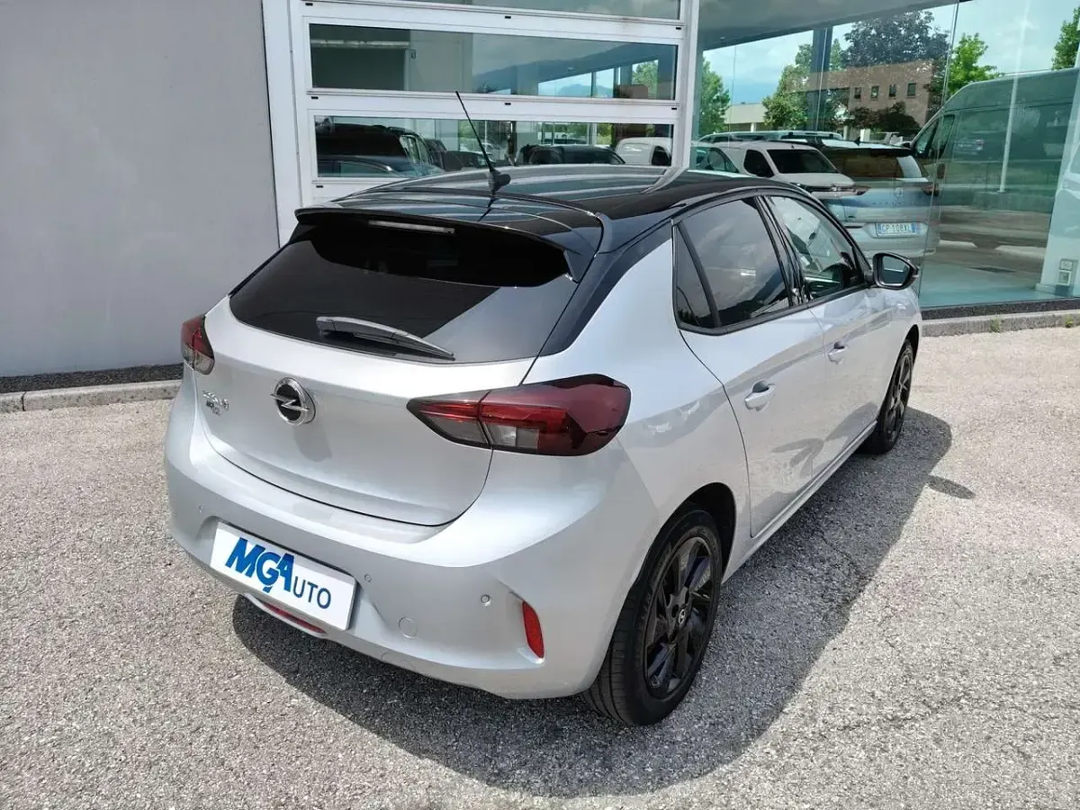 Usata Opel Corsa-e Design & Tech 56 kW (77 CV) 2022 Other Utilitaria