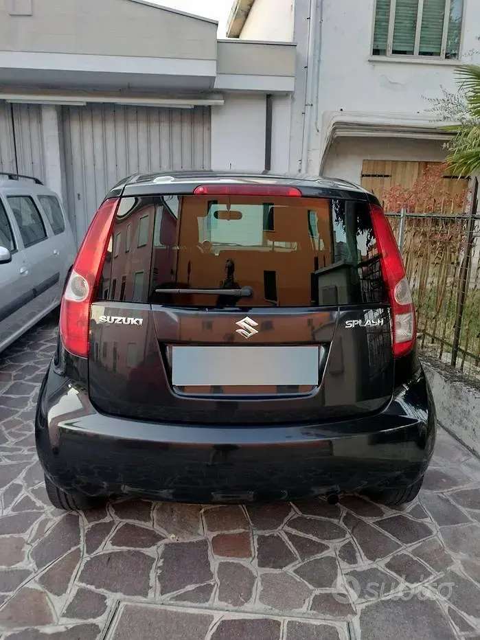 Usata Suzuki Splash 75 CV (55 kW) 2009 Nero Utilitaria