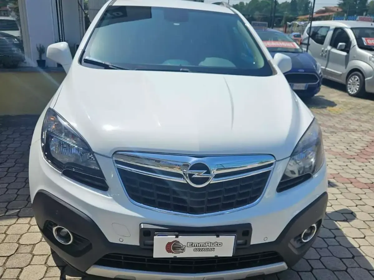 Usata Opel Mokka Cosmo 140 CV (102 kW) 2015 Bianco SUV