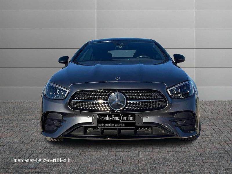 Usata Mercedes E220 Premium Plus 194 CV (142 kW) 2021 Argento Coupé
