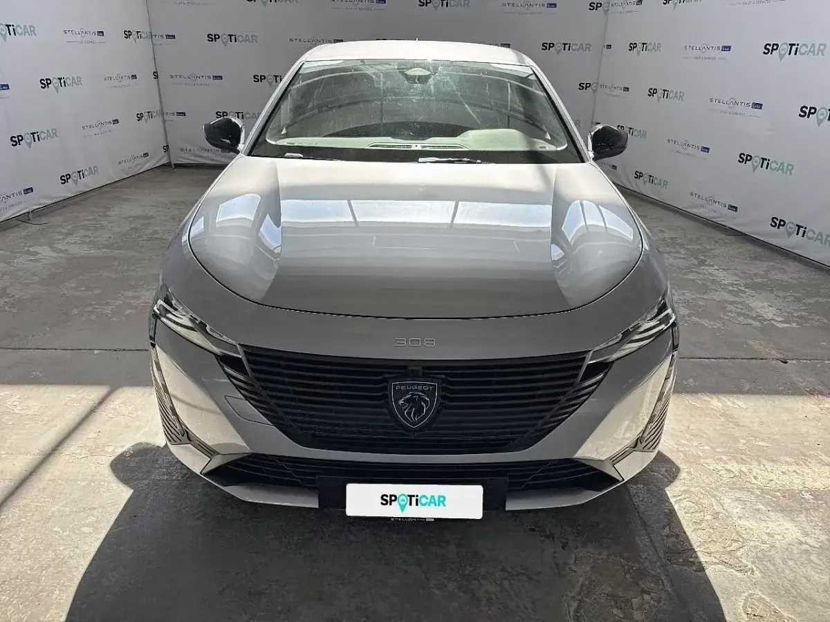 Usata Peugeot 308 Active 131 CV (96 kW) 2022 Grigio Berlina