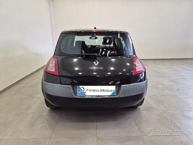 Usata Renault Mégane II 113 CV (83 kW) 2004 Nero Berlina