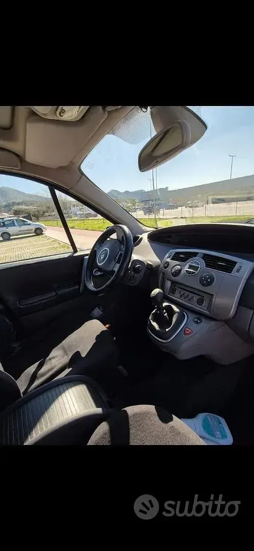 Usata Renault Scenic E-Tech 100 CV (73 kW) 2006 Monovolume