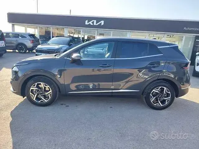 Usata Kia Sportage 150 CV (110 kW) 2022 Grigio SUV
