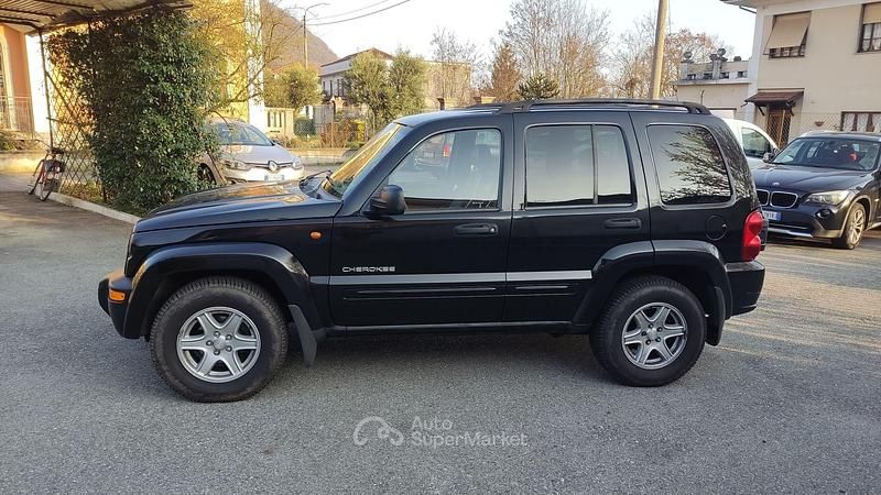 Second-hand Jeep Cherokee 150 CP (110 kW) 2003 Negru SUV