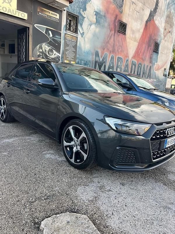 Usata Audi A1 Sportback 116 CV (85 kW) 2020 Grigio Utilitaria
