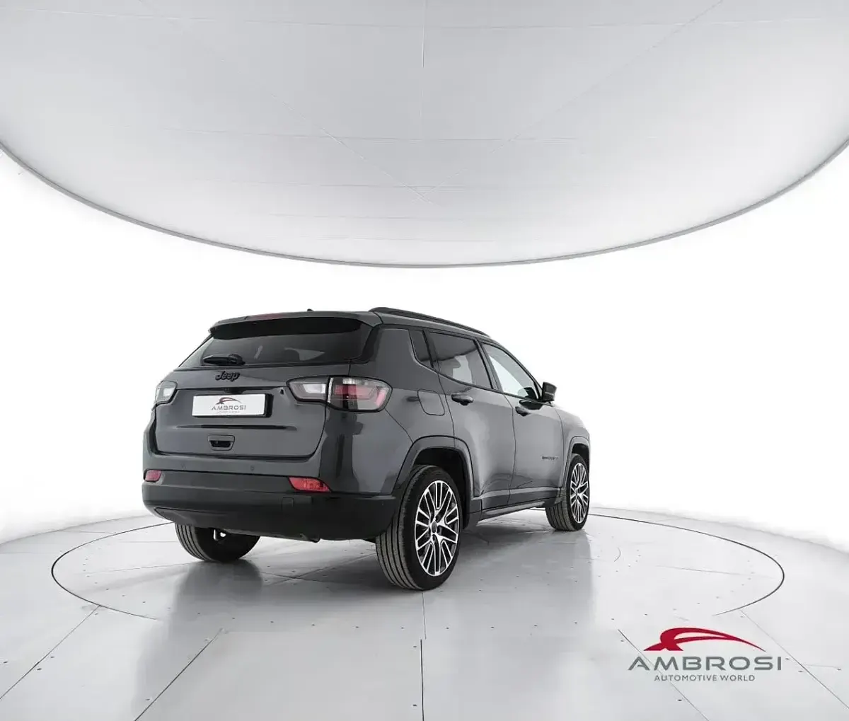 Usata Jeep Compass Summit 131 CV (96 kW) 2025 Grigio SUV