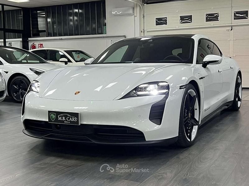 Usata Porsche Taycan 4S Performance Package 419 kW (571 CV) 2023 Bianco Berlina