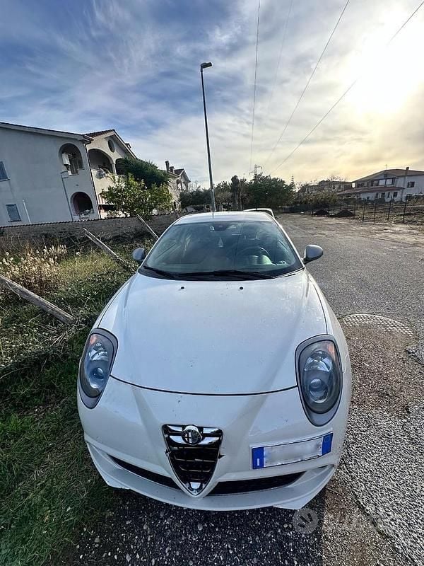 Usata Alfa Romeo MiTo Impression 84 CV (61 kW) 2015 Bianco Utilitaria
