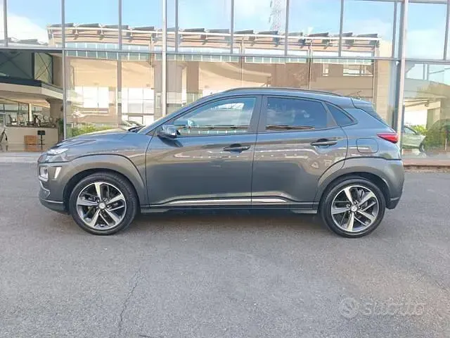 Usata Hyundai Kona 120 CV (88 kW) 2020 Grigio SUV