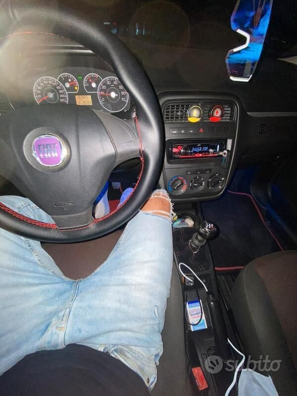 Usata Fiat Punto 77 CV (56 kW) 2009 Nero Utilitaria