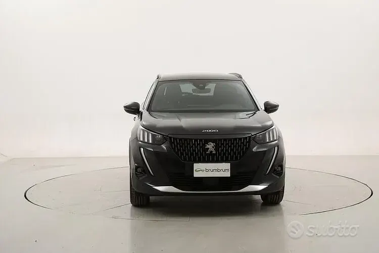 Usado Peugeot 2008 GT 131 CV (96 kW) 2022 Negro SUV