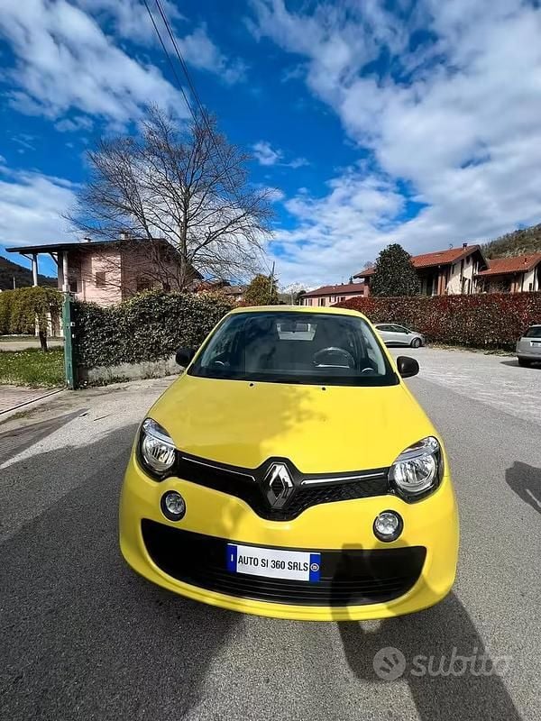 Usata Renault Twingo 69 CV (50 kW) 2017 Giallo Utilitaria