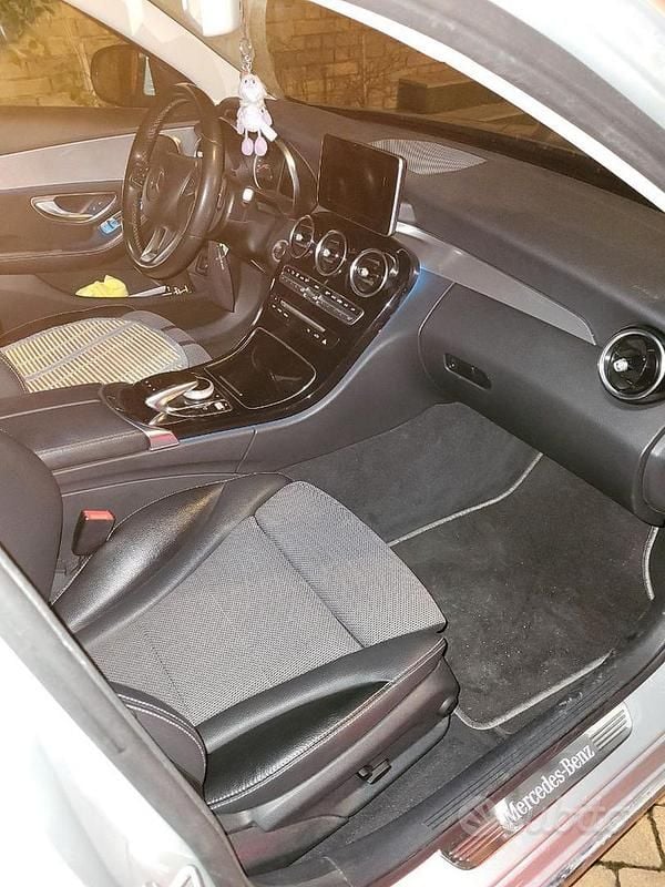 Usata Mercedes C220 Premium 170 CV (125 kW) 2017 Grigio Station wagon