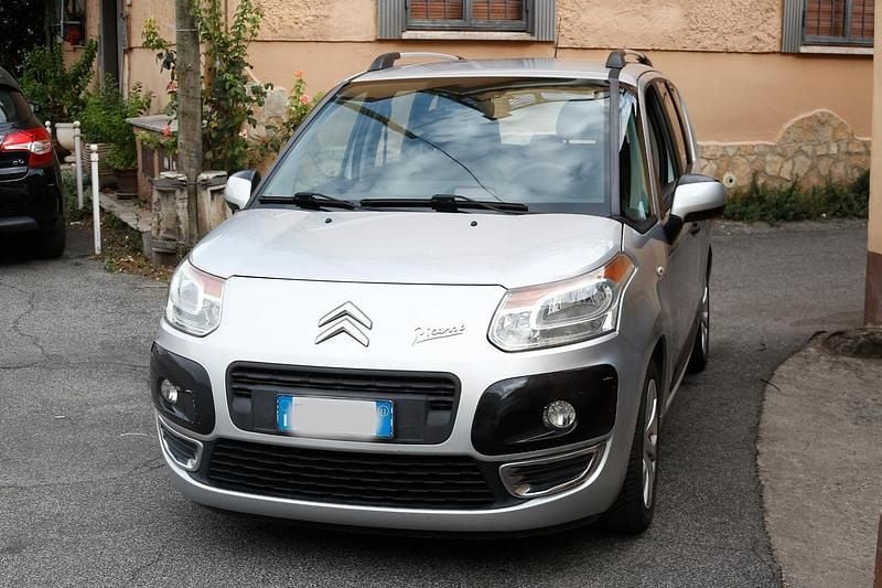 Usata Citroën C3 Picasso 92 CV (67 kW) 2011 Argento Monovolume