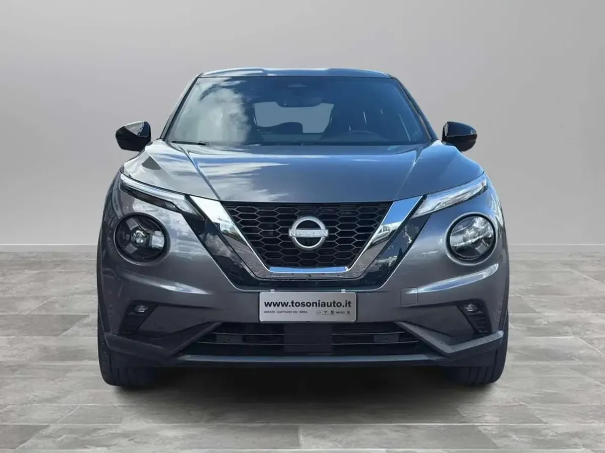 Usata Nissan Juke Tekna 114 CV (83 kW) 2025 Dark metal grey SUV