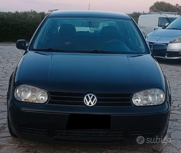 Usata VW Golf 101 CV (74 kW) 1998 Nero Berlina