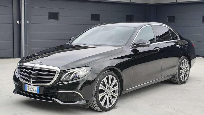 Usata Mercedes E220 Exclusive 194 CV (142 kW) 2019 Berlina