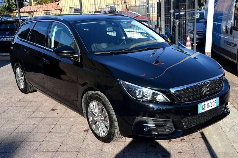 Usata Peugeot 308 SW Allure 131 CV (96 kW) 2021 Nero Station wagon