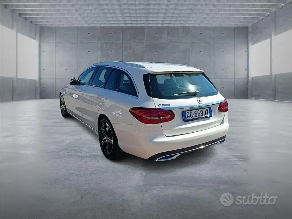 Usata Mercedes C200 184 CV (135 kW) 2020 Bianco Station wagon