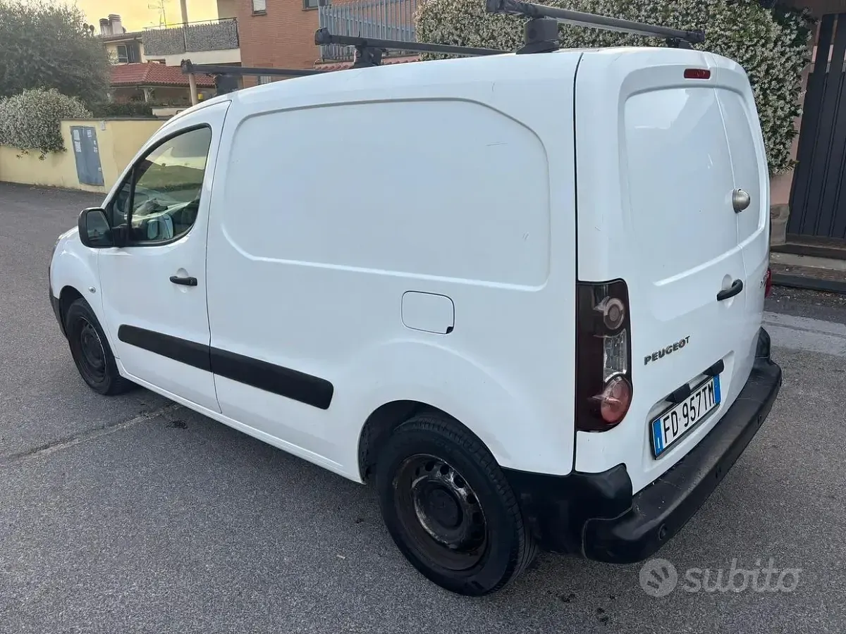 Usata Peugeot Partner 99 CV (72 kW) 2016 Bianco Monovolume