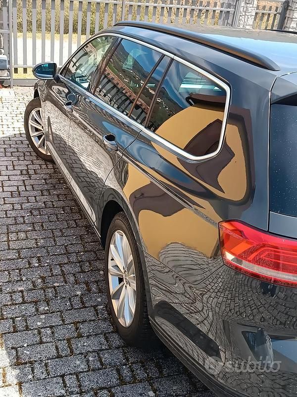 Usata VW Passat S 120 CV (88 kW) 2017 Grigio Berlina