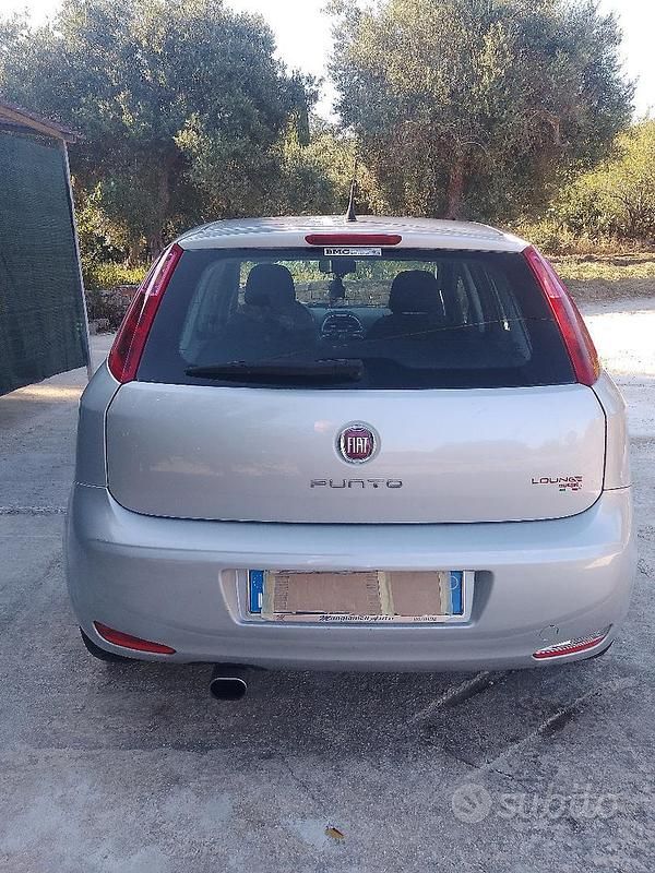 Usata Fiat Punto 95 CV (69 kW) 2016 Grigio Utilitaria