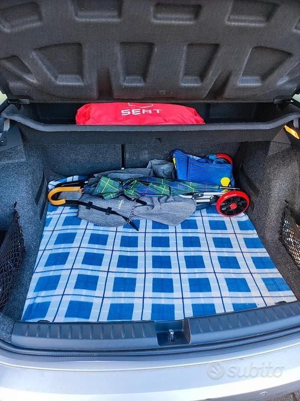 Usata Seat Ibiza ST 85 CV (62 kW) 2011 Grigio Station wagon