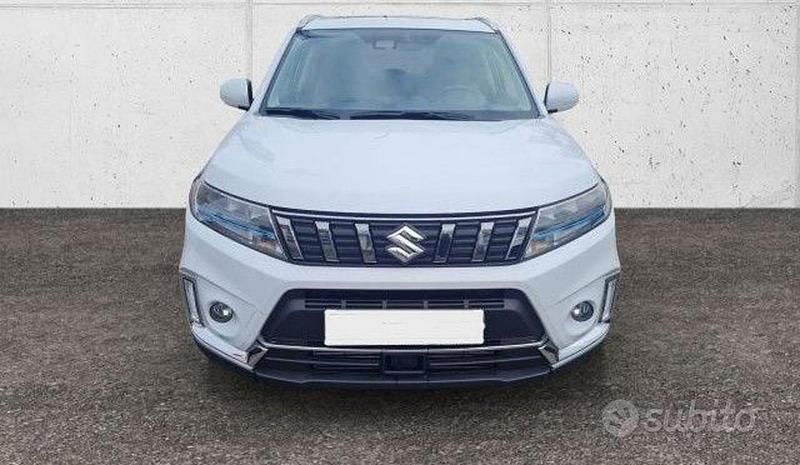 Usata Suzuki Vitara 129 CV (94 kW) 2021 Bianco SUV