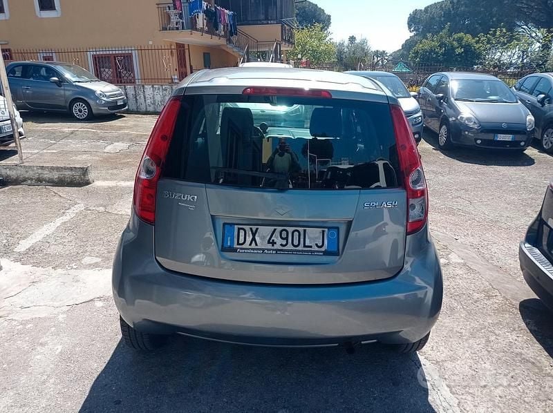 Usata Suzuki Splash 86 CV (63 kW) 2009 Grigio Utilitaria