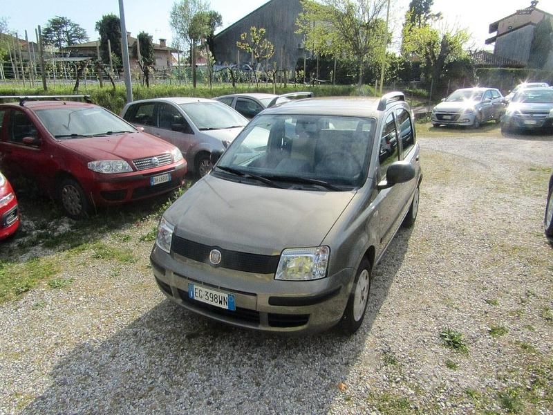 Usata Fiat Panda 69 CV (50 kW) 2011 Beige Utilitaria