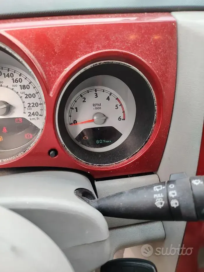 Usata Chrysler PT Cruiser 150 CV (110 kW) 2005 Rosso Berlina