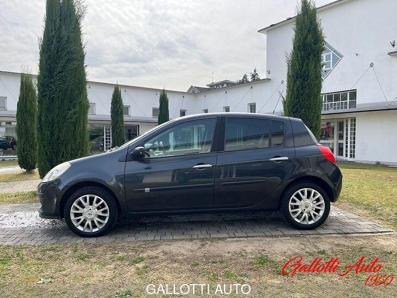 Usata Renault Clio II 74 CV (54 kW) 2008 Berlina